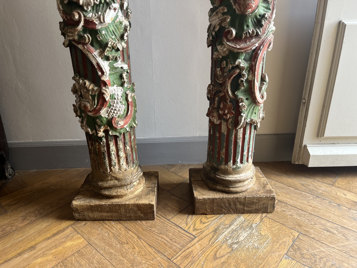 Pair Of Columns -photo-2