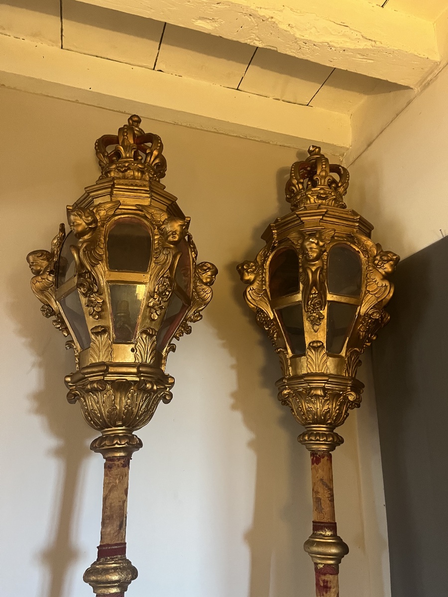 paire de lanternes de procession 