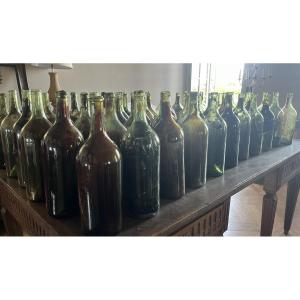 lot de  64 bouteilles 19 ème siecle 