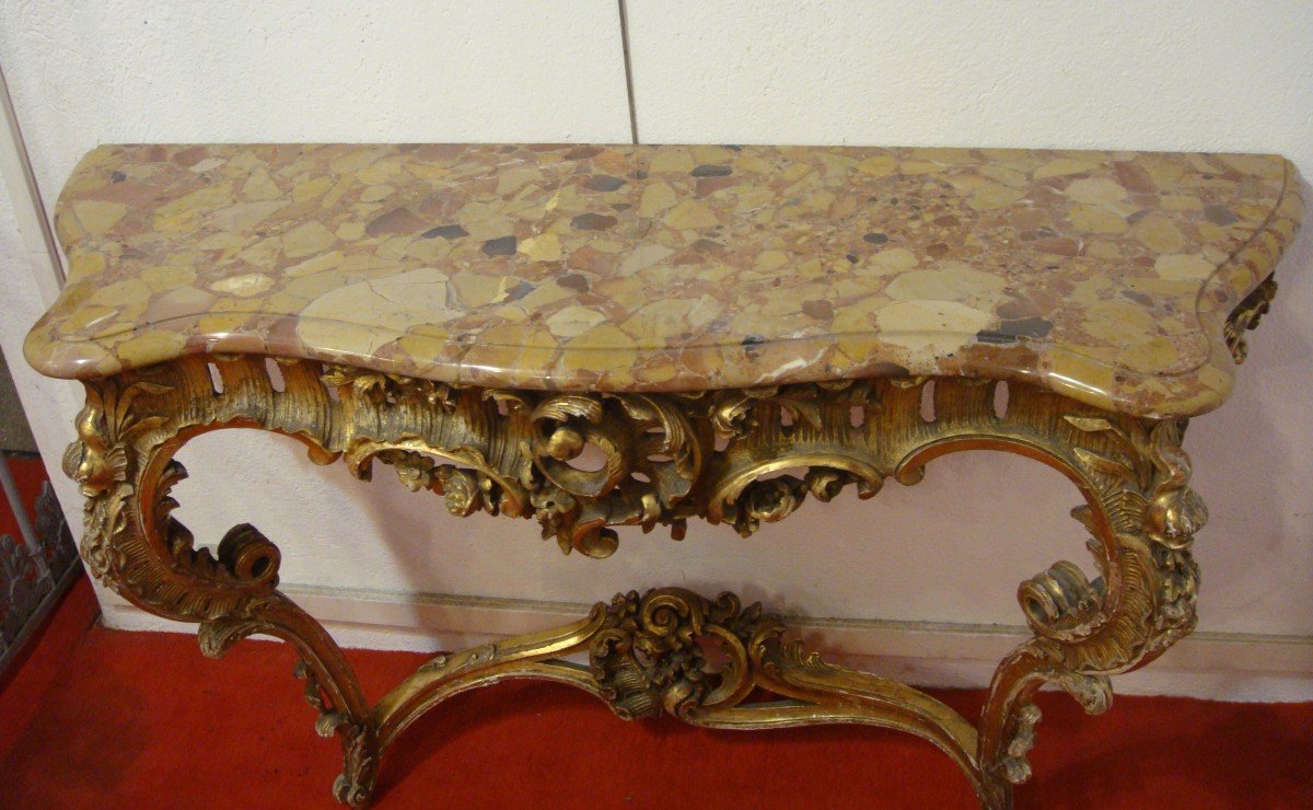 Golden Console-photo-2