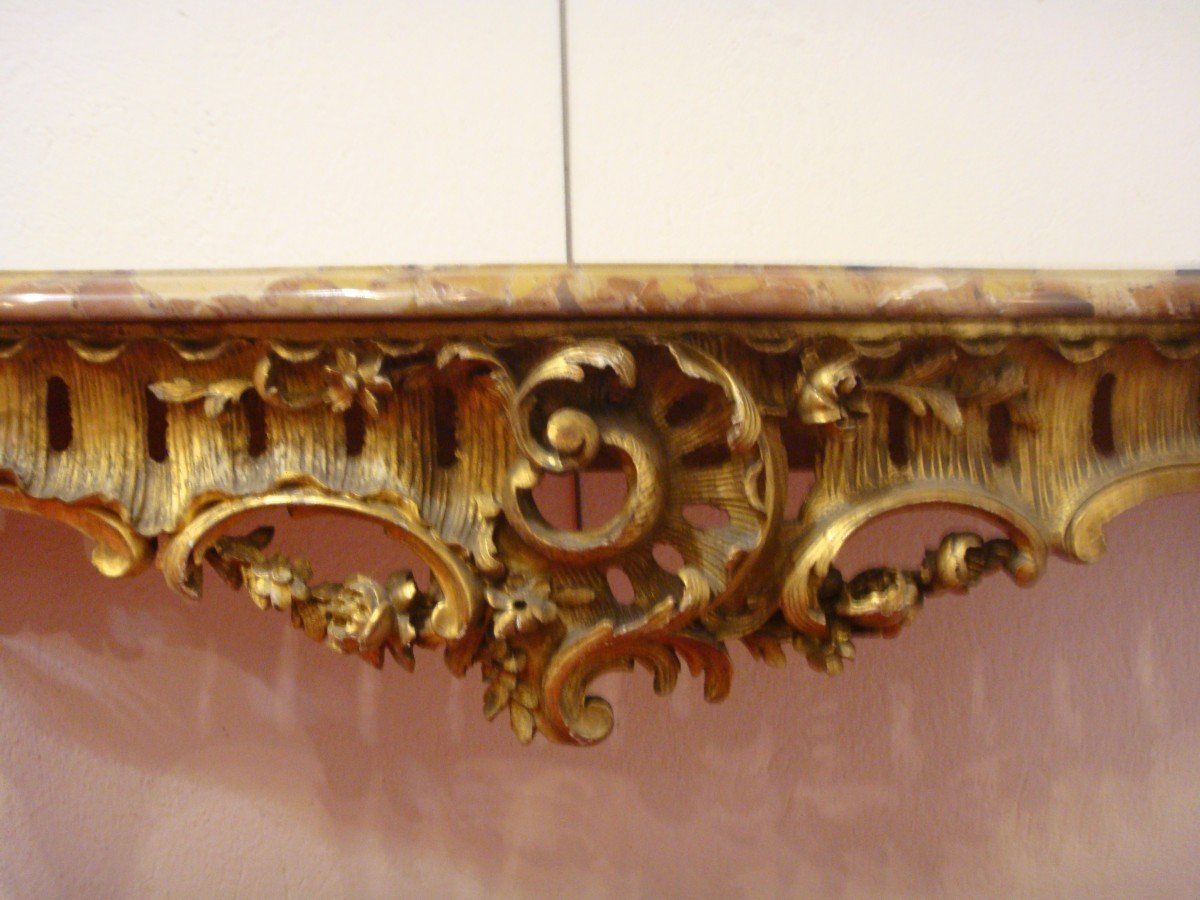 Golden Console-photo-4
