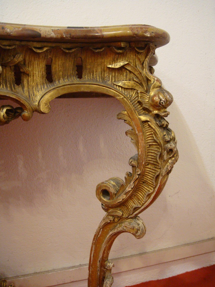 Golden Console-photo-1