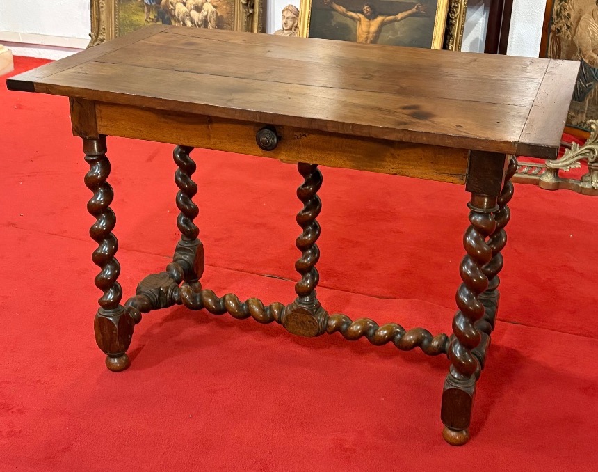 Louis XIII-style Desk-photo-2