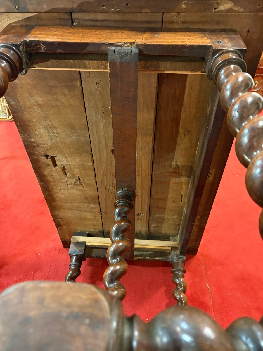 Louis XIII-style Desk-photo-1