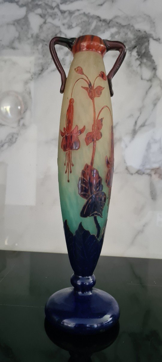 Rare Vase Le Verre Français Dégagé à L Acide Et Anses Appliquées à Chaud vers 1920-photo-3