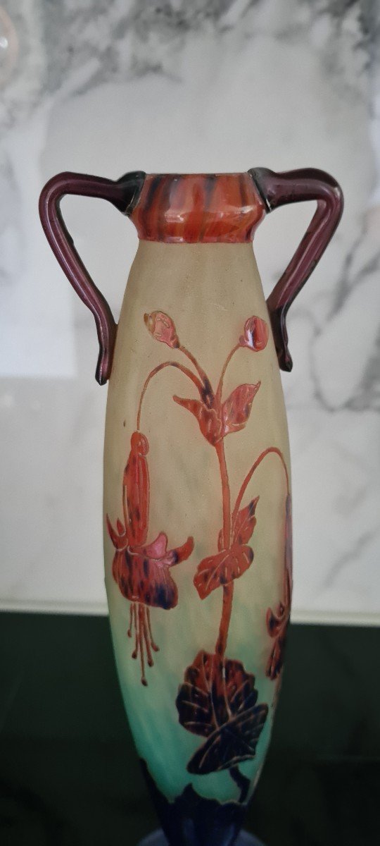 Rare Vase Le Verre Français Dégagé à L Acide Et Anses Appliquées à Chaud vers 1920-photo-7