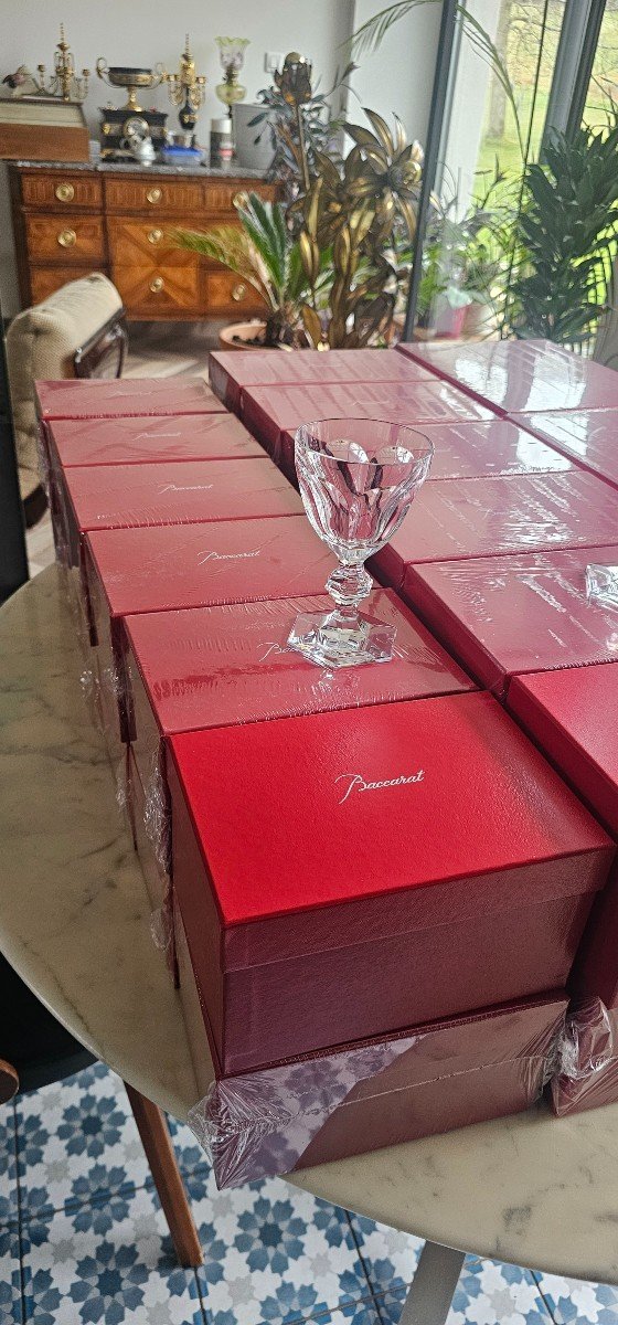 Service Complet En Cristal De Baccarat Modèle Harcourt 1841 de 37 Pièces Neuf Sous Blister -photo-2