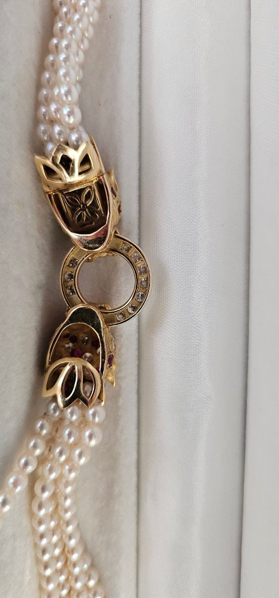 Joli collier a 5 rangs de perles avec fermoir en or rubis et diamants -photo-6