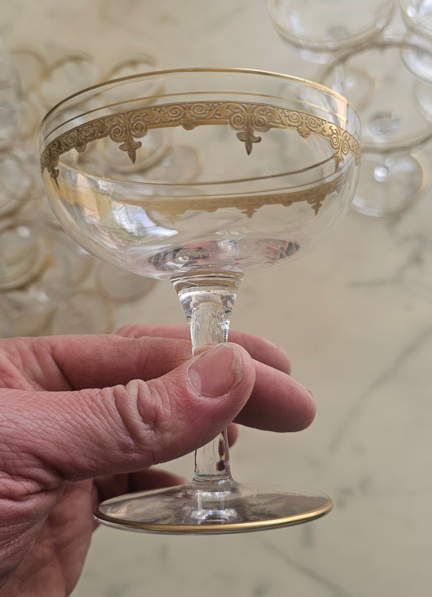 Grand service en cristal de saint Louis Modèle ROTY avec dorure 51 pièces -photo-3