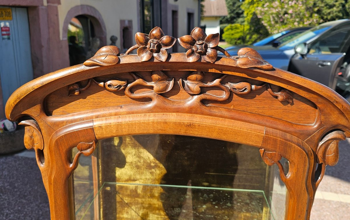 Vitrine en noyer epoque art nouveau vers 1900 -photo-4