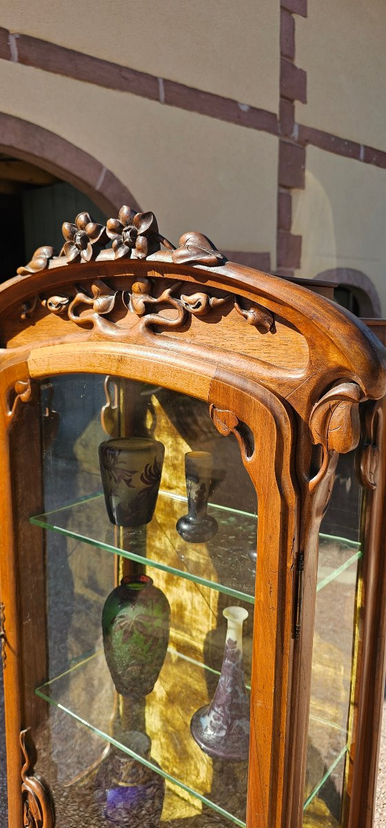 Vitrine en noyer epoque art nouveau vers 1900 -photo-7