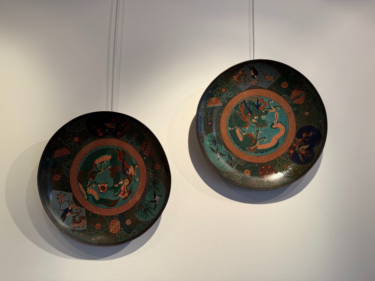 Paire De Plats Japonais Cloisonnés Aux Dragons Et Oiseaux , Fin XIX Début XXe  -photo-1
