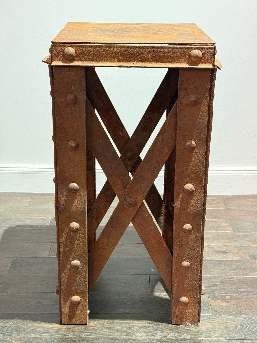 rare sellette industrielle en fer puddlé structure Eiffel , France circa 1900