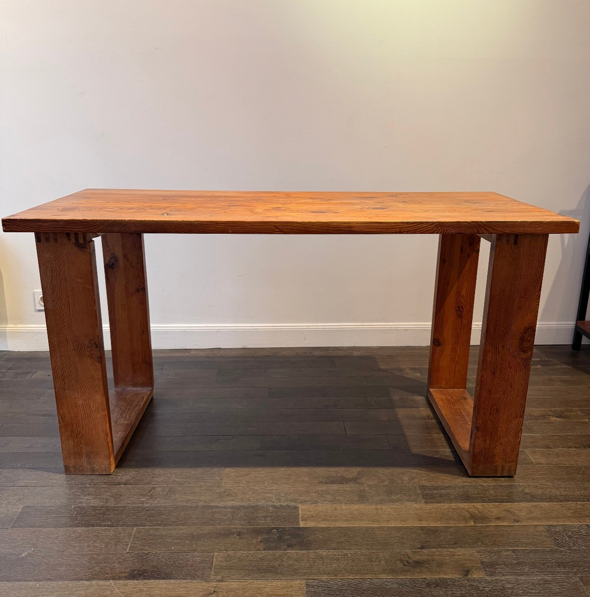 Table Console en pin de Ate Von Apeldoorn  