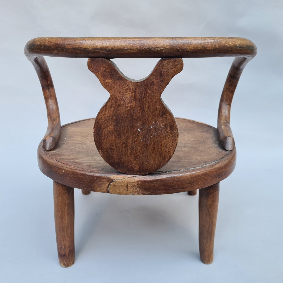 Fauteuil pour enfant en bois courbé  Ateliers de Bourgogne et Benjamin Rabier vers 1925-photo-2