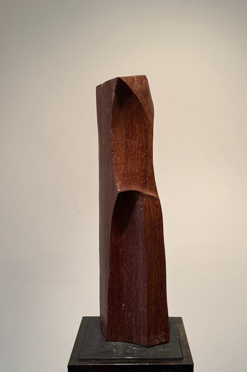 grande sculpture abstraite en bois exotique monogrammée et datée 72-photo-4