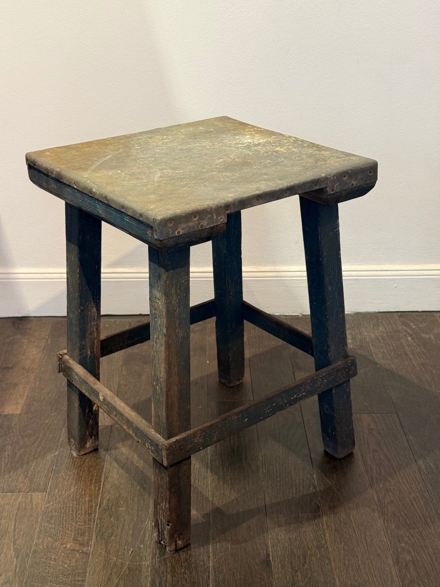 Tabouret en pin, l'assise recouverte de zinc, années 50-photo-3