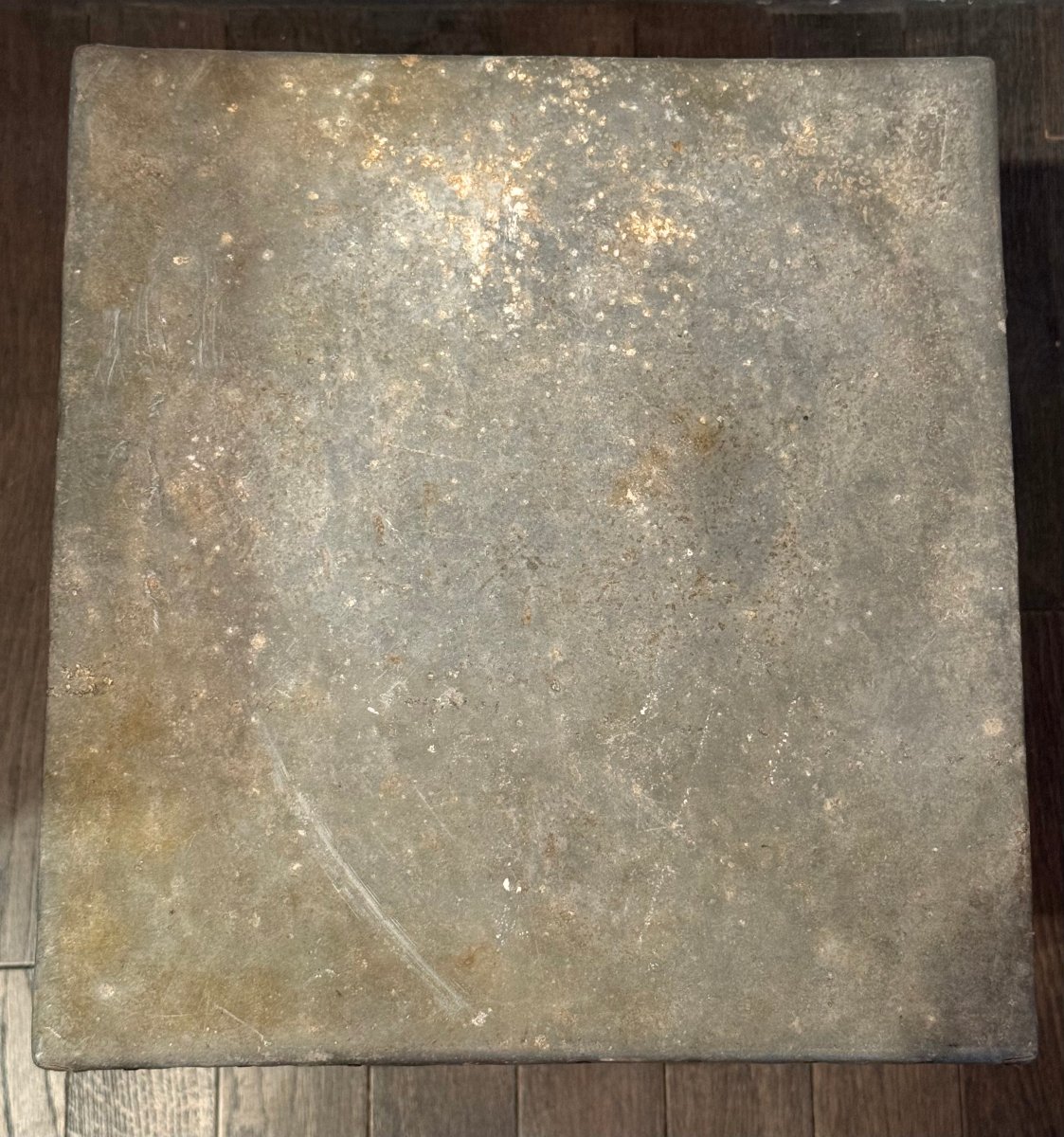 Tabouret en pin, l'assise recouverte de zinc, années 50-photo-4