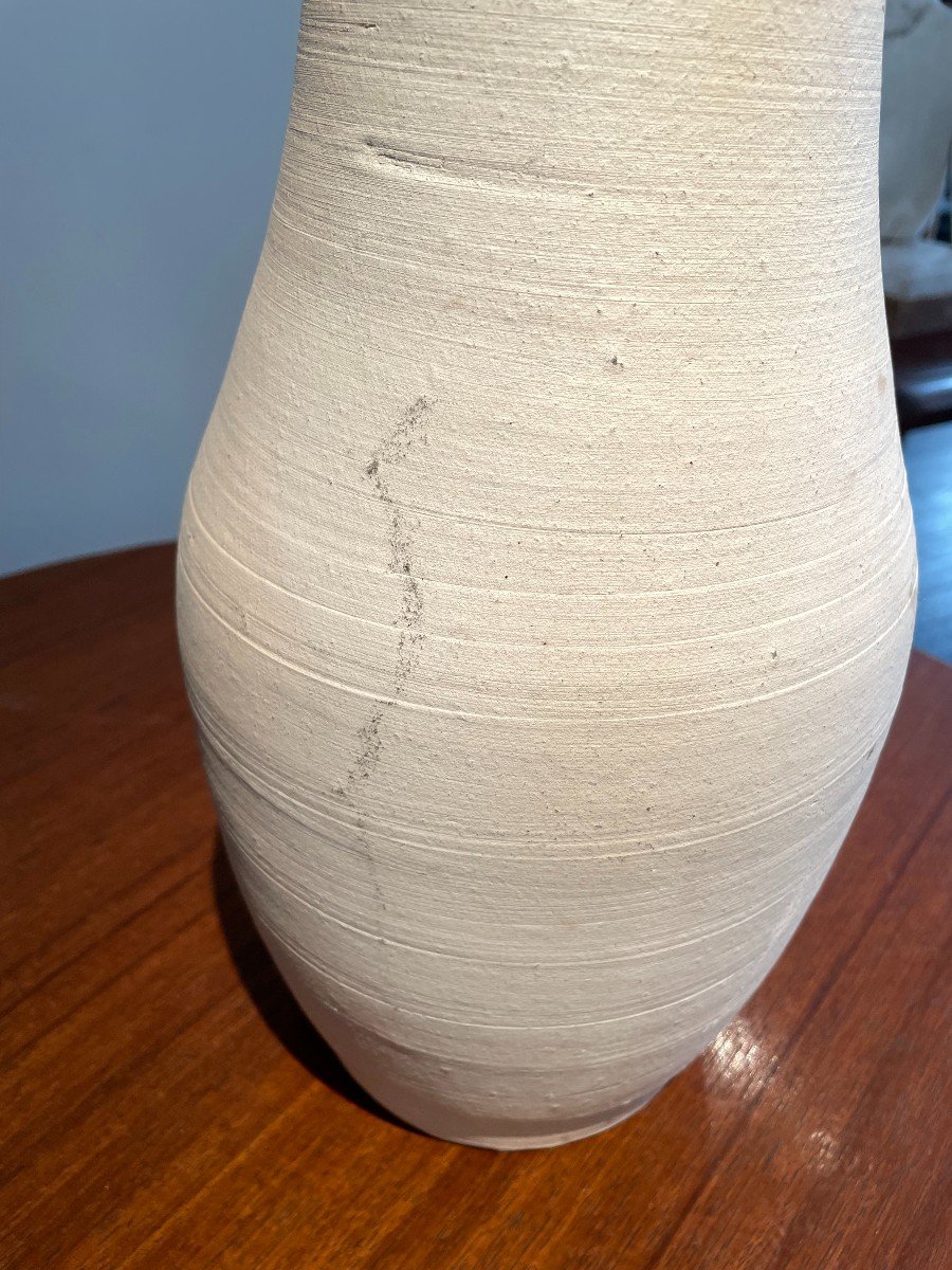 Large Unglazed White Ceramic Vase Early Twentieth-photo-3