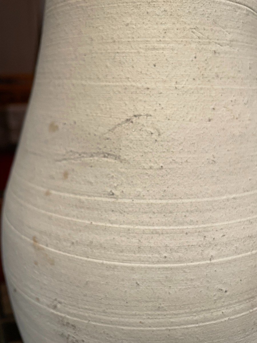 Large Unglazed White Ceramic Vase Early Twentieth-photo-6