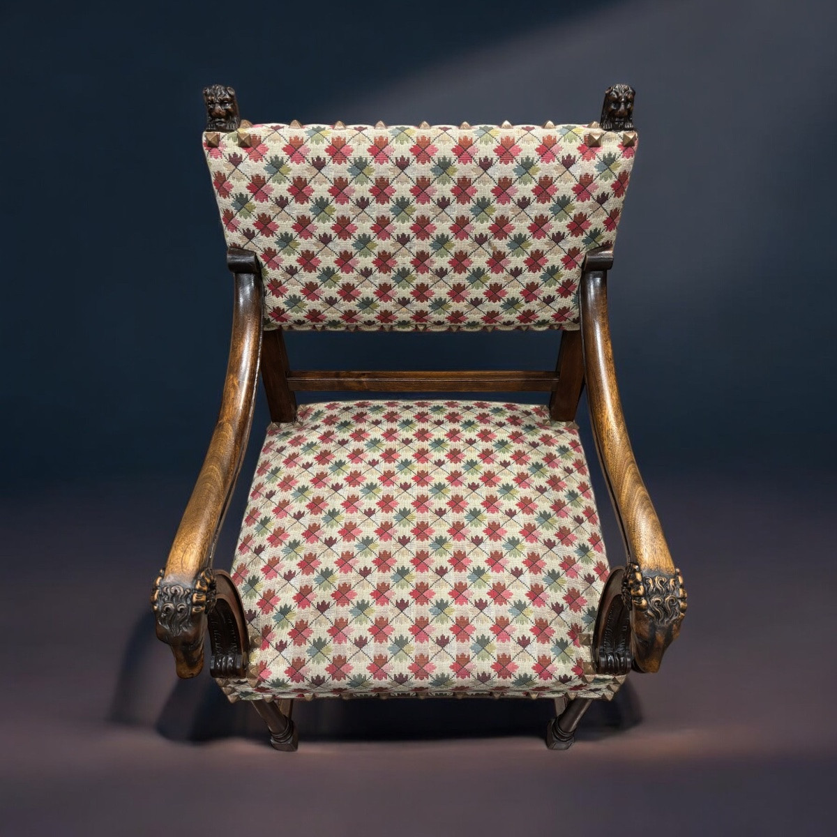 Paire De Fauteuils De Style Louis XIII – Accotoirs à Têtes De Béliers-photo-2