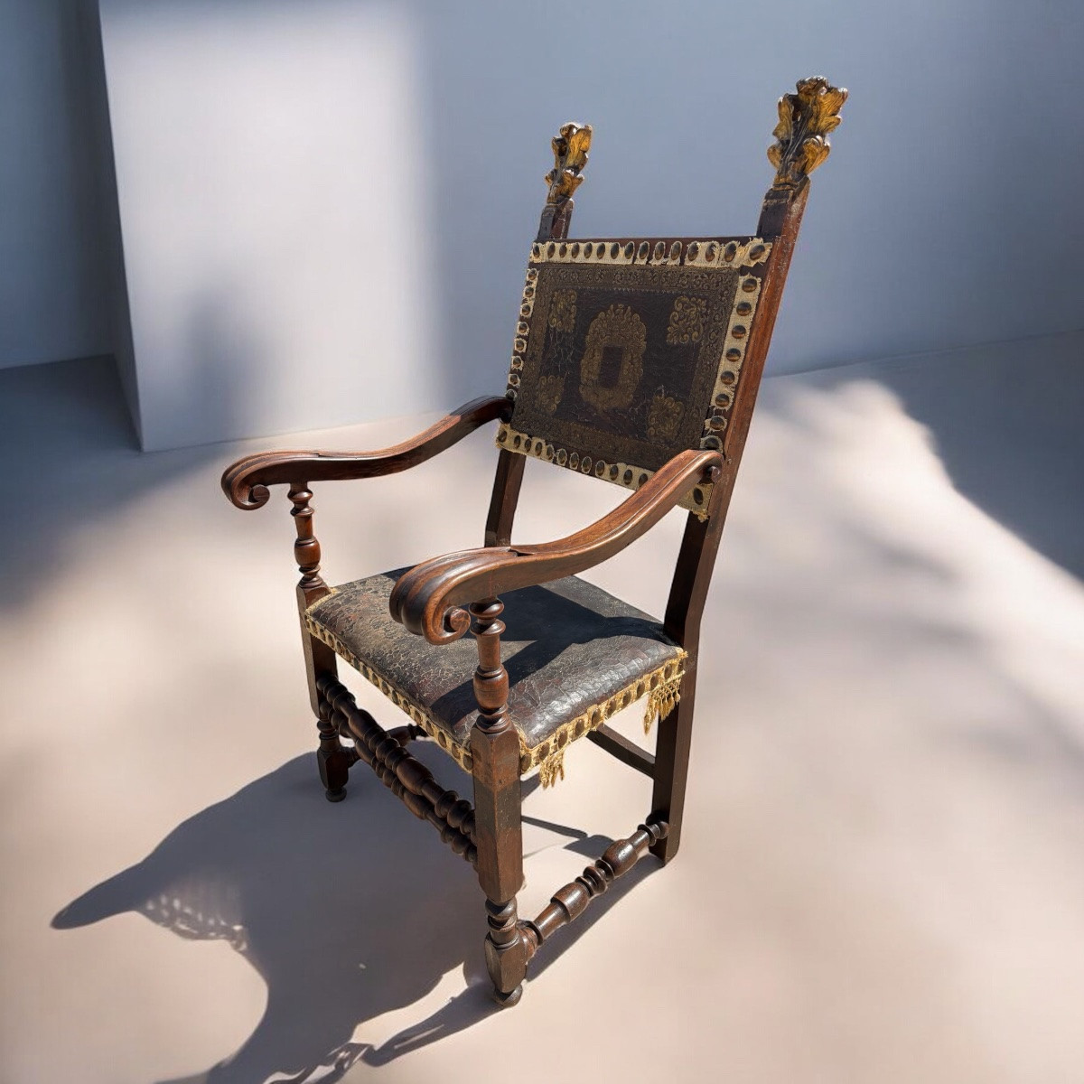 Rare fauteuil d’apparat XVIIᵉ siècle – Province de Lunéville-photo-2