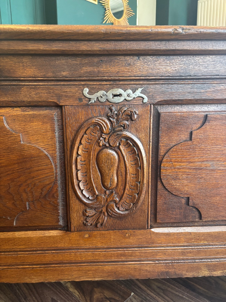 Grand coffre en chêne, époque Régence, début XVIIIe siècle - Louis XIV / XV-photo-6