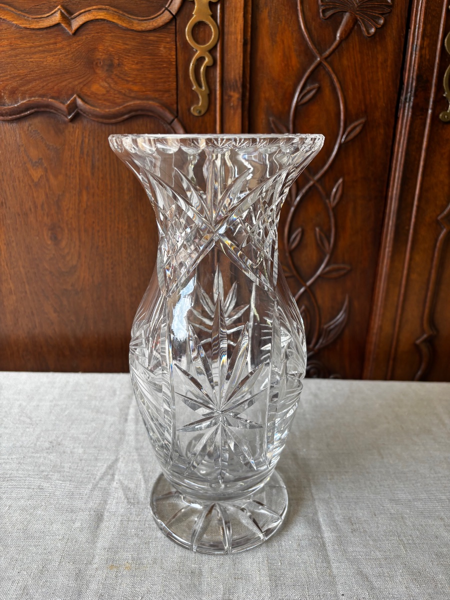 Vase en cristal taillé – Travail français, vers 1950