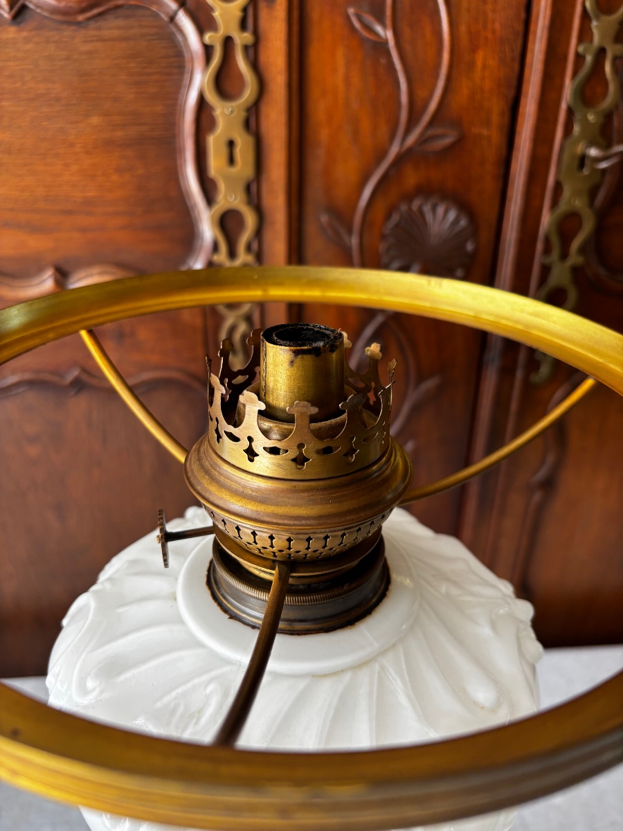 Lampe à pétrole de comptoir en laiton, opaline verte et opaline blanche – Vers 1925-photo-3