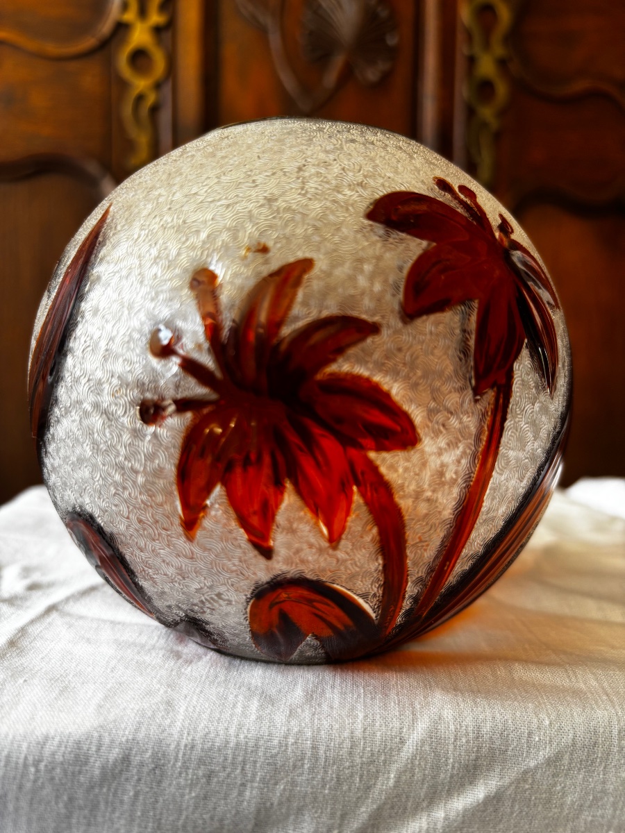 Boule de lampe à pétrole en cristal de Saint-Louis, vers 1900