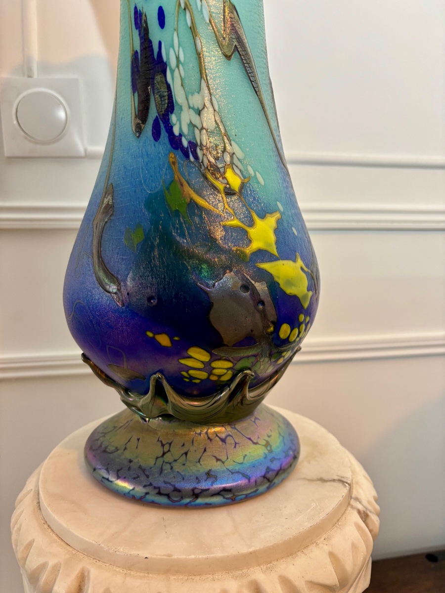 Pascal Guyot à Biot – Important vase en verre soufflé irisé, esprit Art nouveau -photo-2