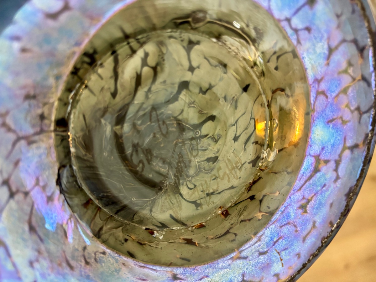 Pascal Guyot à Biot – Important vase en verre soufflé irisé, esprit Art nouveau -photo-8