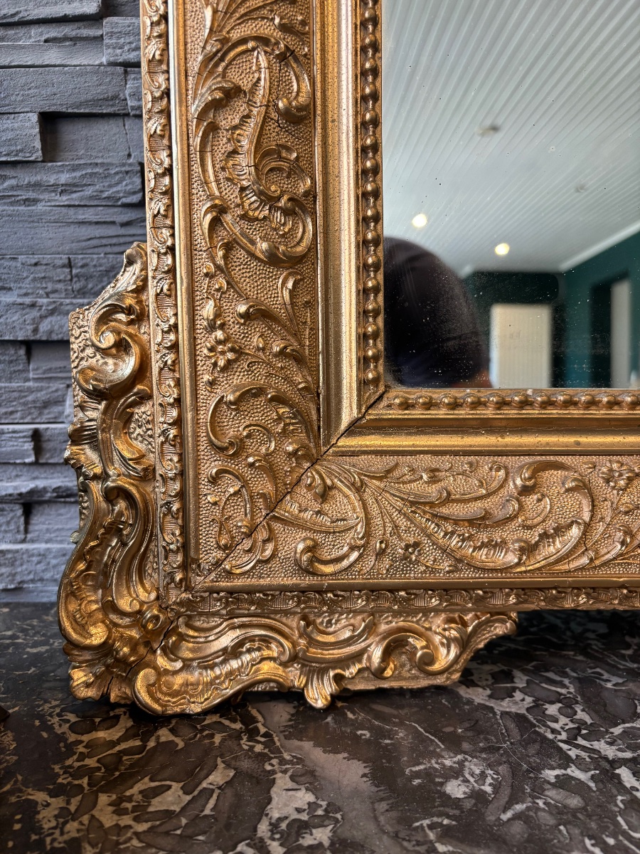 Beau miroir doré de style Louis XV, datant de la fin du XIXe – début du XXe siècle.-photo-4