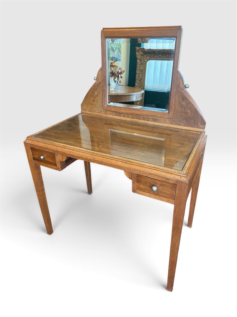Coiffeuse Art Déco en chêne et noyer – Provenance Hôtel Excelsior (Nancy), c. 1920-1930