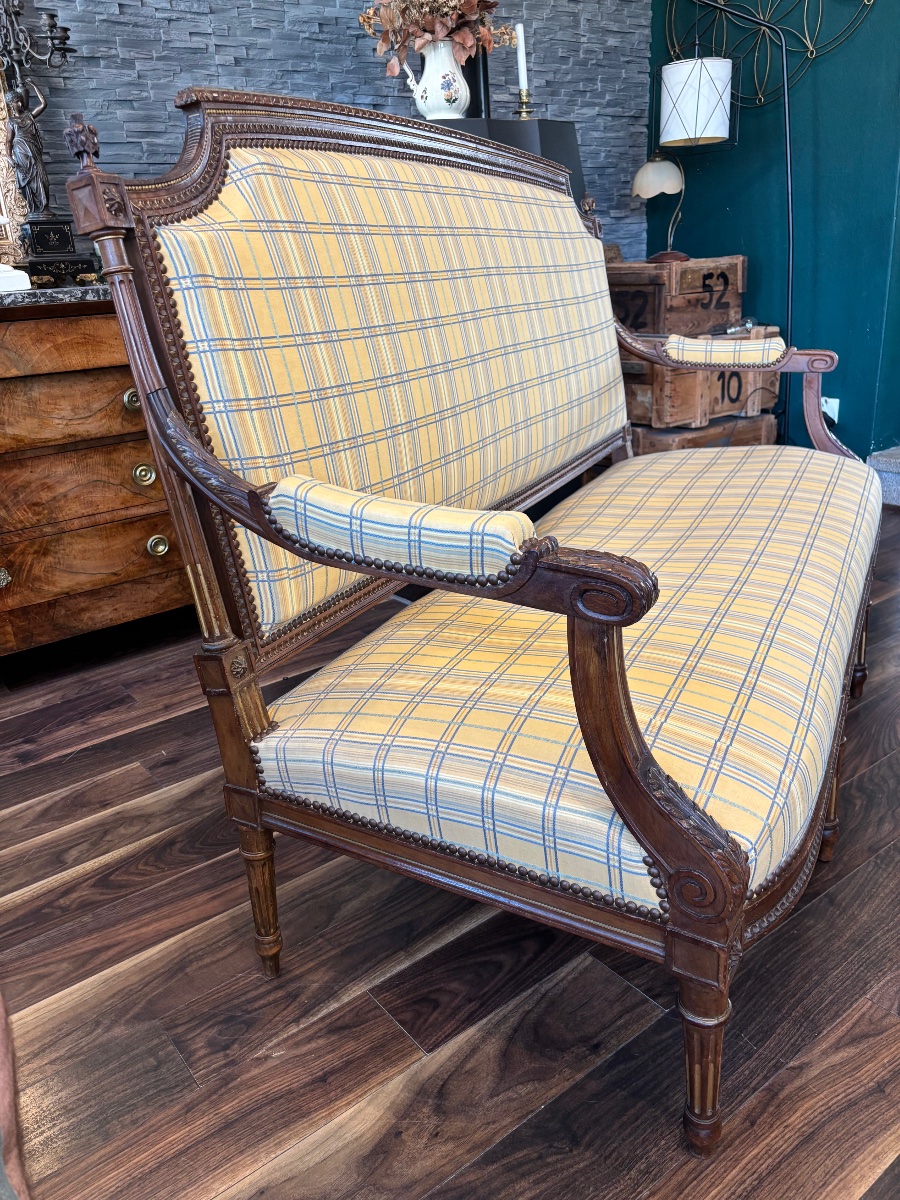Salon de style Louis XVI en noyer – circa 1930 – 7 pièces-photo-4