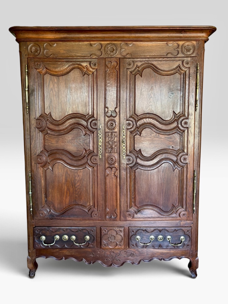 Lorraine Oak Cabinet – Colombey-les-belles Region, Mid-19th Century