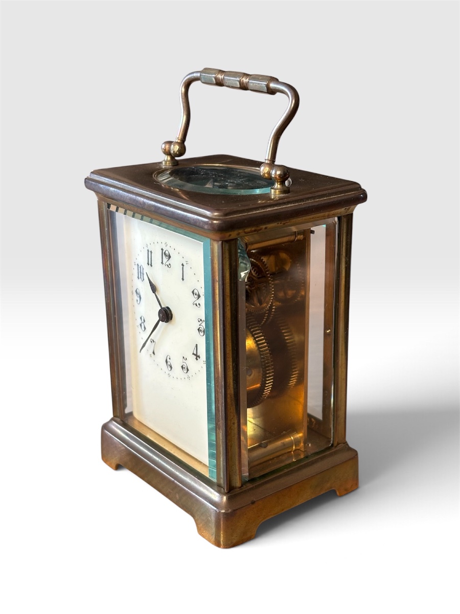 Pendule d’officier en laiton vers 1850