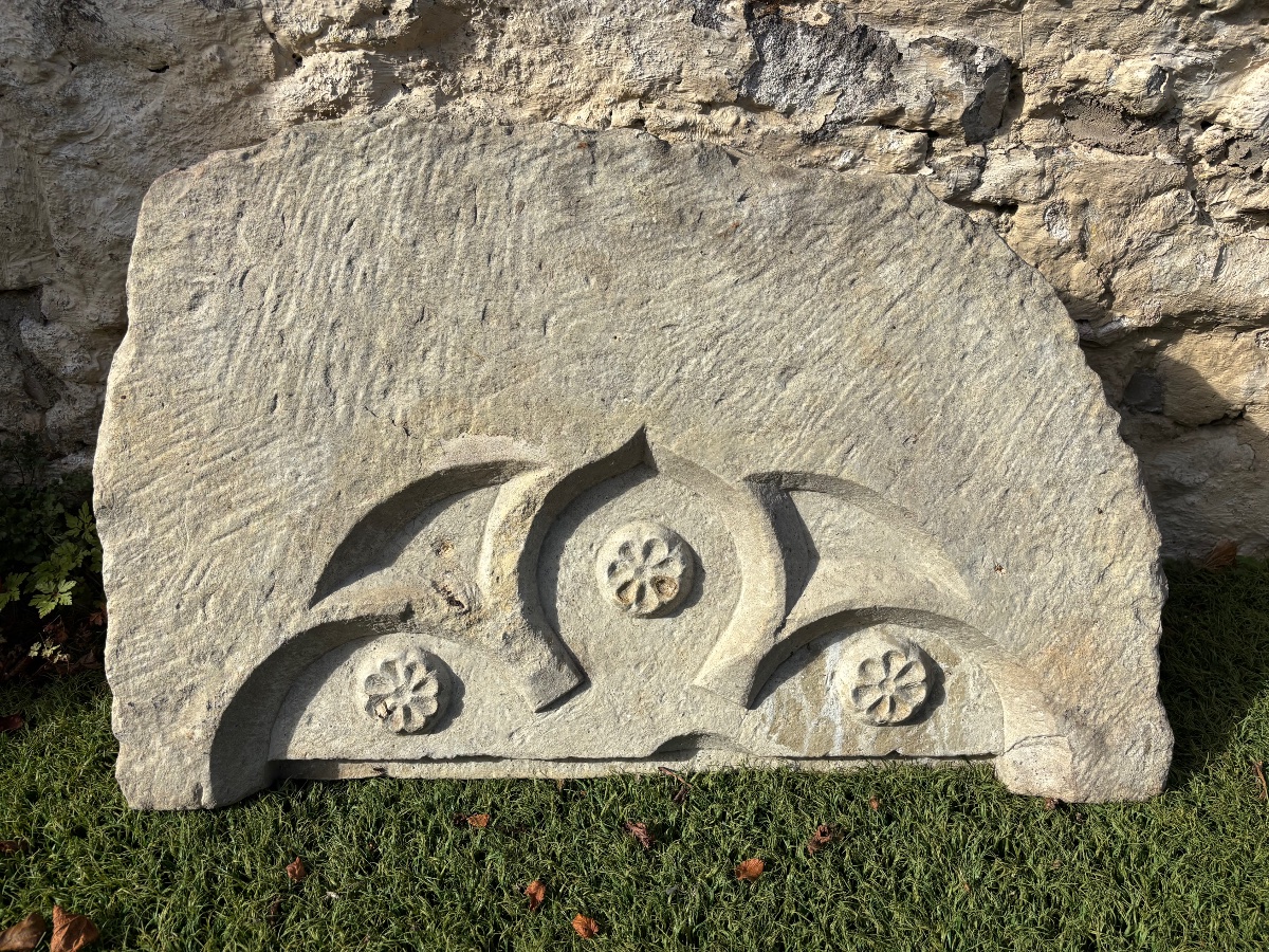 Carved Stone Gothic Lintel – 13th Century-photo-2