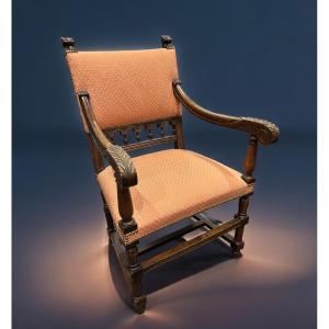 Fauteuil en noyer, style Renaissance XIXᵉ siècle, sculpté et retapissé