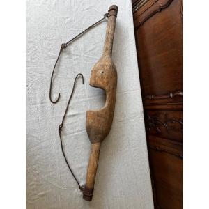 Antique Wooden And Wrought-iron Yoke For Carrying Buckets – Folk Art – 19th Century