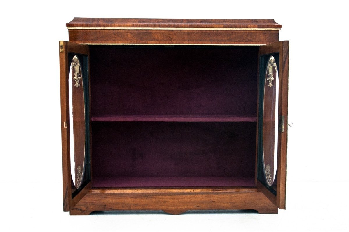 Old Showcase - A Dresser From The End Of The 19th Century.-photo-1