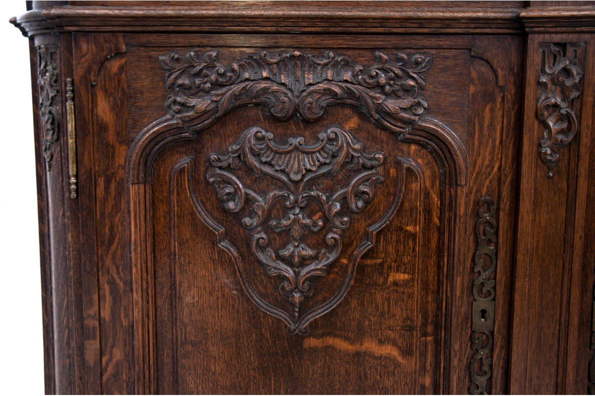 Old Oak Wardrobe, France, Late Nineteenth Century.-photo-3