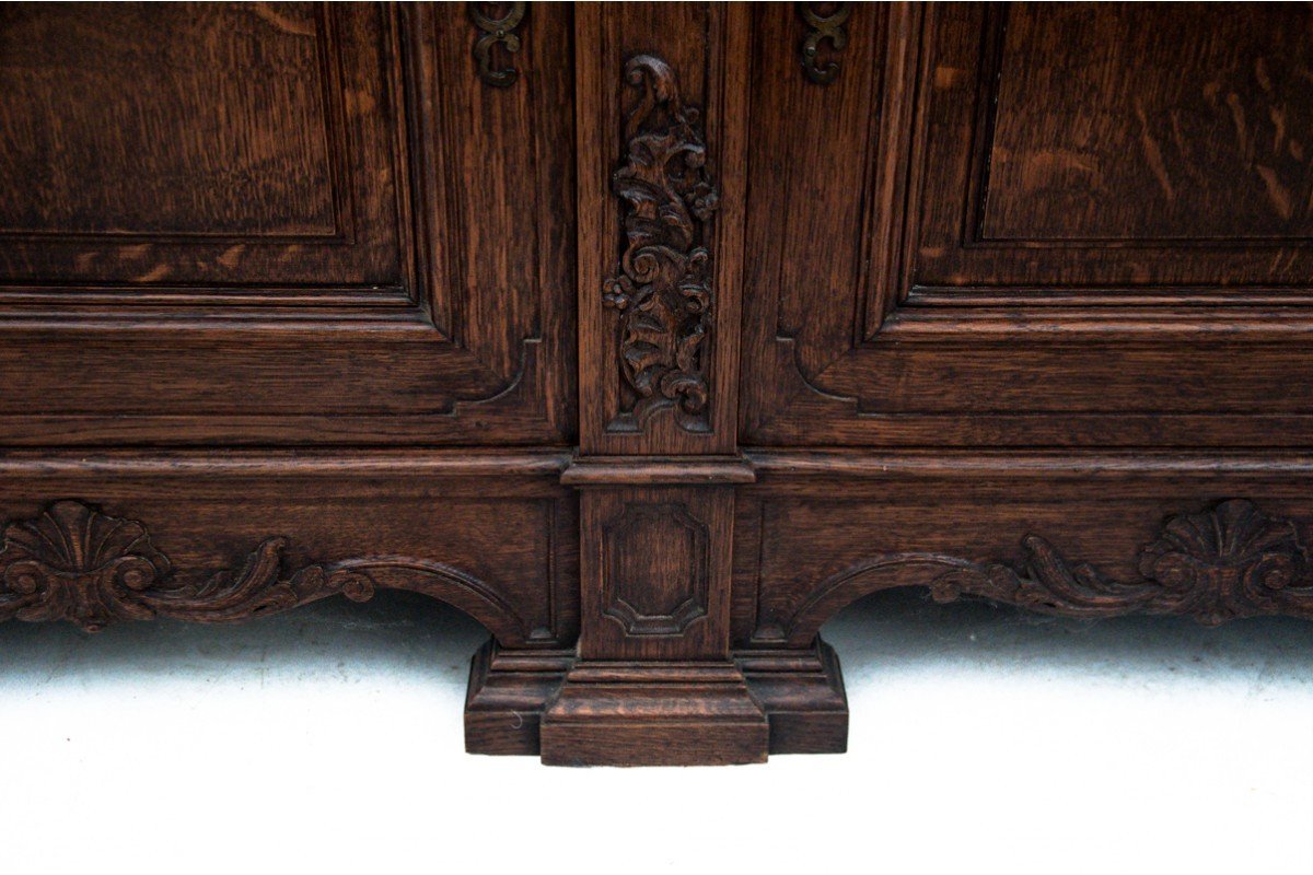 Old Oak Wardrobe, France, Late Nineteenth Century.-photo-4
