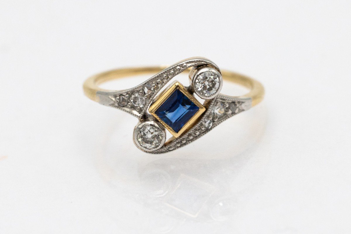Antique Gold Ring With Natural Sapphire And Diamonds.-photo-3