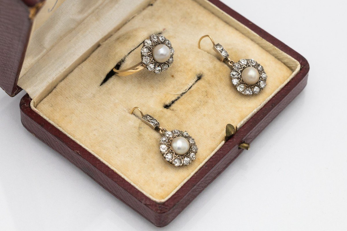 Old Set, Gold Ring And Earrings With Diamonds And Natural Pearls.-photo-7