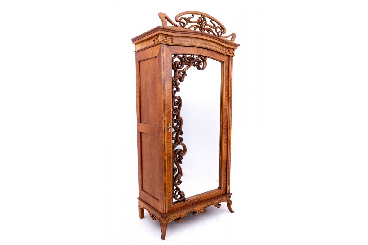 Armoire Art Nouveau du début du 20ème siècle, France.