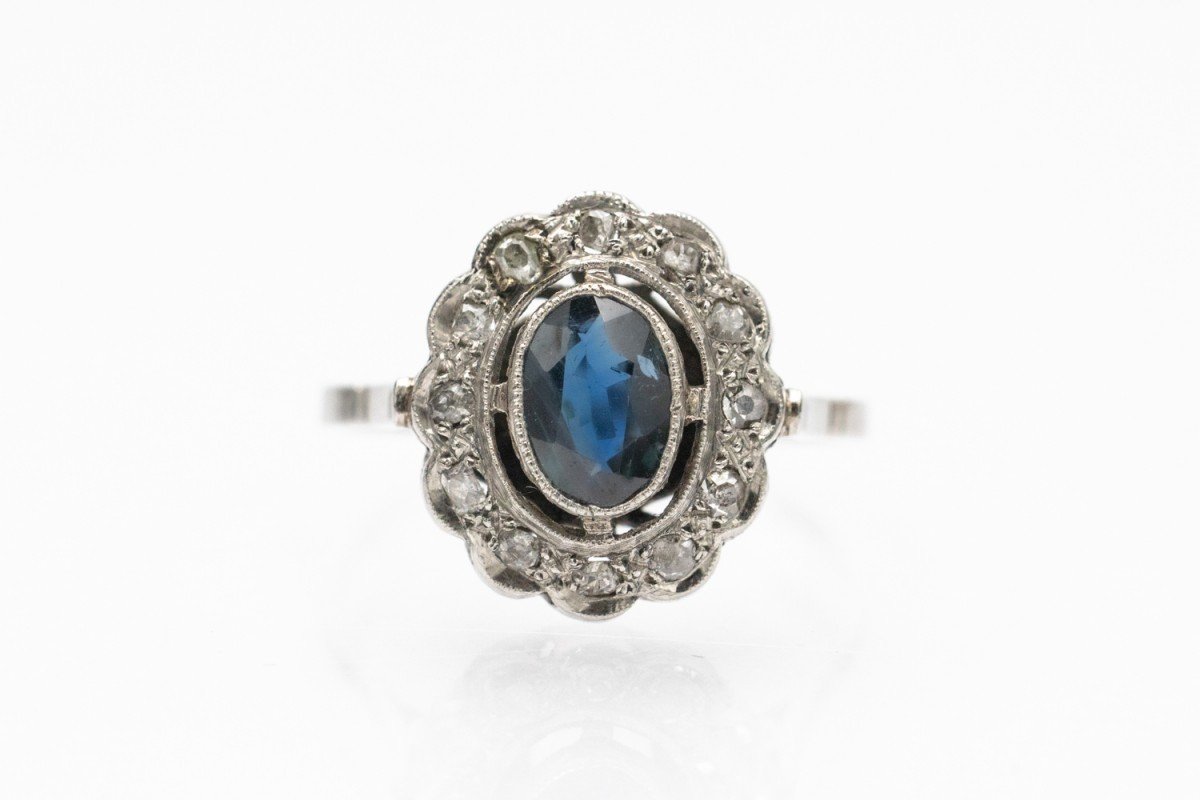Antique Classic Platinum Ring With Sapphire And Diamonds.-photo-4
