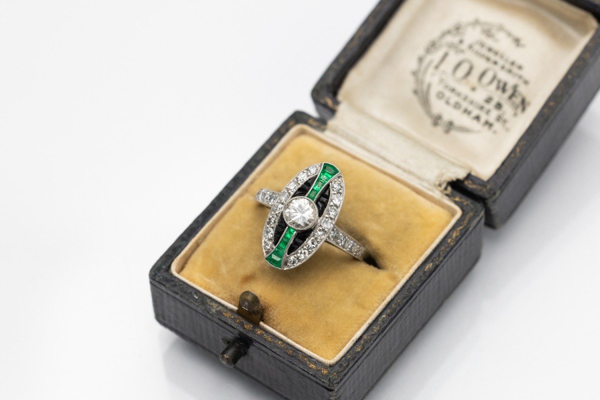 Unique Platinum Ring With Diamonds, Emeralds And Onyx In Art Deco Style.-photo-4