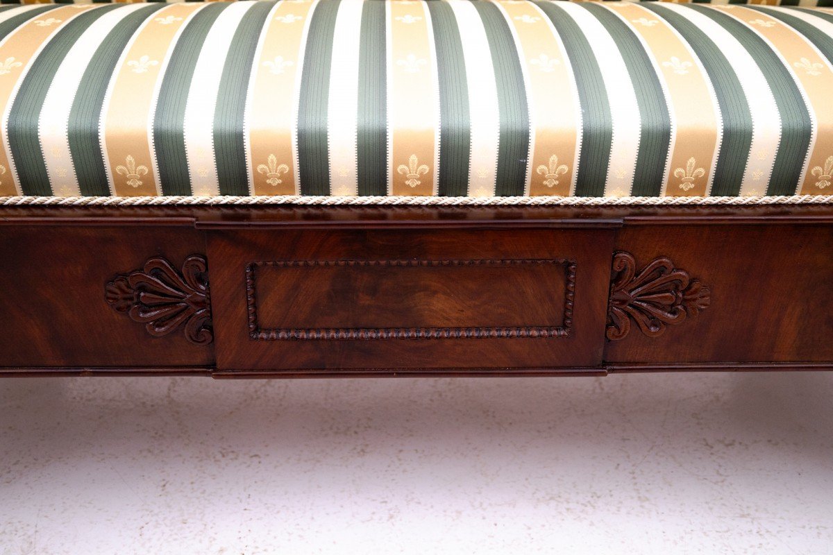 Biedermeier Sofa, Northern Europe, Circa 1860.-photo-3