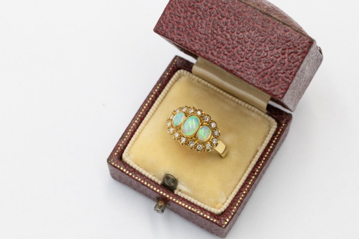 Bague vintage en or avec opales et diamants.-photo-4
